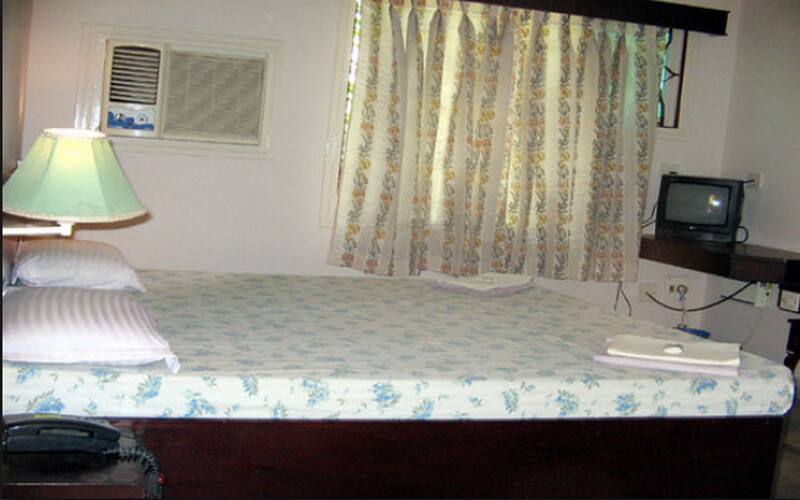 Hotel Chella Residency, Thirukadaiyur 3